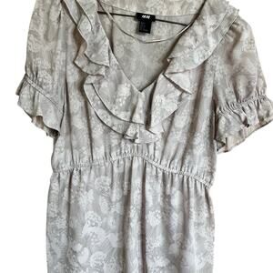 H&M women's size 6 blouse, elastic short sleeve, pink/mauve